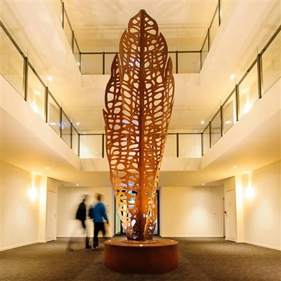 Sculptură de artă din oțel Corten în formă de frunze